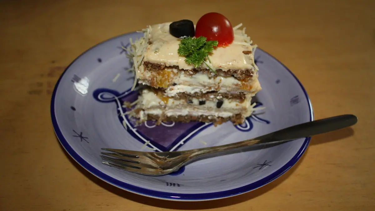 The Coffee House – cake shop in Acton, London